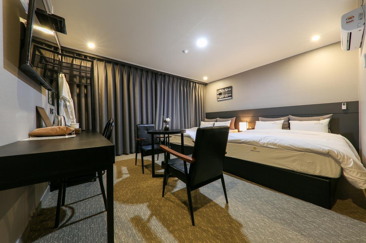 Bcent Hotel Busan Esterno foto